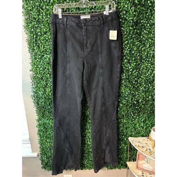 Free People Mona High Rise Flare Slit Jeans Sz 30 NWT Midnight Black CRVY - Picture 2 of 6